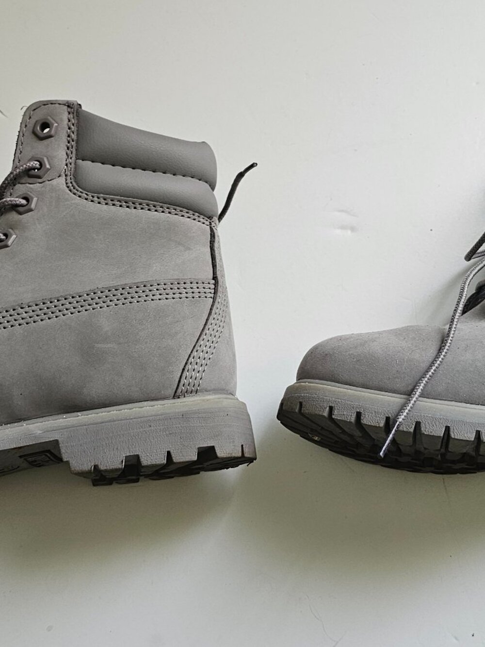 Women's Timberland® Premium 6-Inch Waterproof Boot Grey Size 5.5 Pre Owned